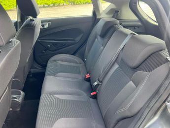 Ford Fiesta ZETEC 5-Door