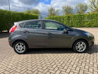 Ford Fiesta ZETEC 5-Door