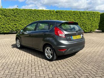Ford Fiesta ZETEC 5-Door