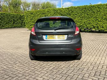 Ford Fiesta ZETEC 5-Door