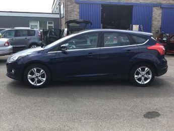Ford Focus 1.0T EcoBoost Zetec Hatchback 5dr Petrol Manual Euro 5 (s/s) (10