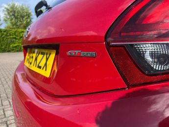Peugeot 208 BLUE HDI S/S GT LINE 5-Door