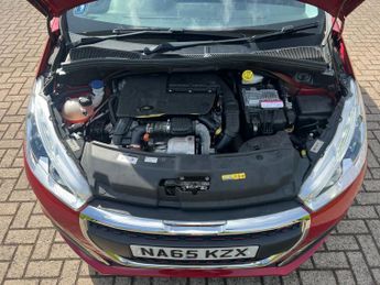Peugeot 208 BLUE HDI S/S GT LINE 5-Door