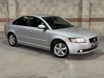 Volvo S40 2.0 D3 SE Lux Saloon 4dr Diesel Manual Euro 5 (150 ps)