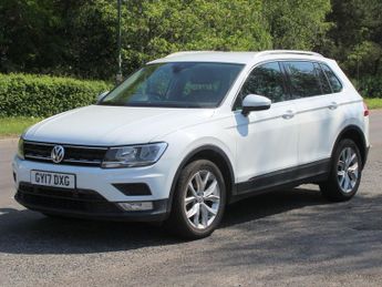 Volkswagen Tiguan 2.0 TDI BlueMotion Tech SE Navigation SUV 5dr Diesel Manual 4Mot