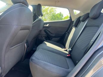 Ford Fiesta TITANIUM 5-Door