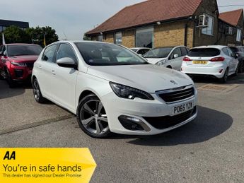 Peugeot 308 1.2 PureTech Allure Hatchback 5dr Petrol Manual Euro 6 (s/s) (11