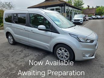 Ford Tourneo TITANIUM TDCI 5-Door