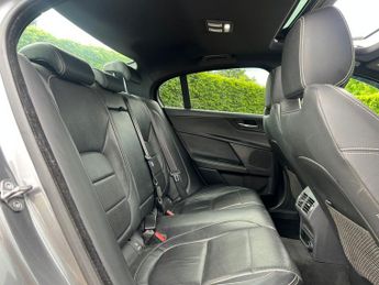 Jaguar XE GTDI R-SPORT 4-Door
