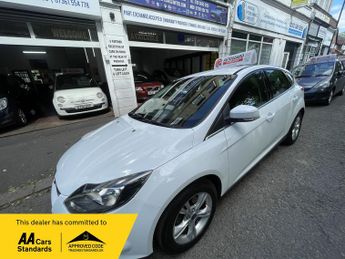 Ford Focus ZETEC 5-Door