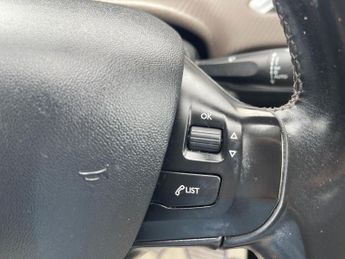 Peugeot 2008 1.6 VTi Allure Auto Euro 5 5dr