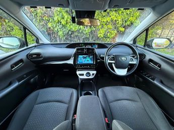 Toyota Prius 1.5 Saloon 4dr Petrol Hybrid CVT (120 g/km, 70 bhp)