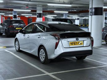 Toyota Prius 1.5 Saloon 4dr Petrol Hybrid CVT (120 g/km, 70 bhp)