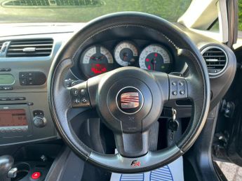 SEAT Leon CUPRA FR TFSI DSG 5-Door