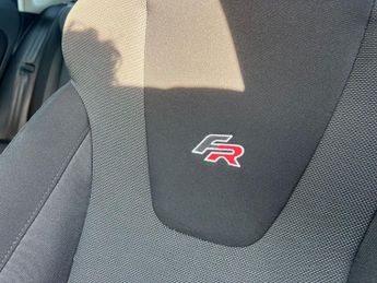 SEAT Leon CUPRA FR TFSI DSG 5-Door