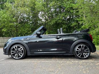 Mini Convertible 2.0 Cooper S Sport Steptronic Euro 6 (s/s) 2dr