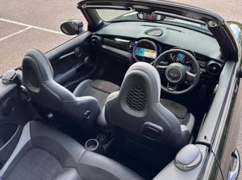Mini Convertible 2.0 Cooper S Sport Steptronic Euro 6 (s/s) 2dr