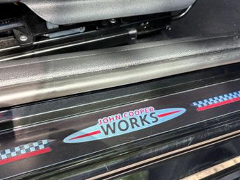 Mini Convertible 2.0 Cooper S Sport Steptronic Euro 6 (s/s) 2dr