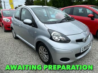Toyota AYGO 1.0 VVT-i Platinum 5dr