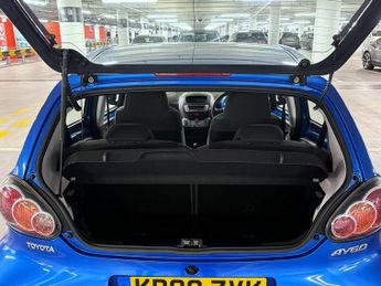 Toyota Aygo 1.0 VVT-i Blue Hatchback 5dr Petrol MultiMode Euro 4 (67 bhp)