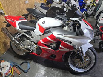  CBR 900 RR