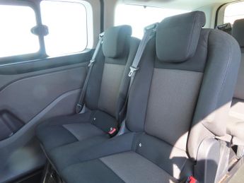 Ford Tourneo Custom 320 2.0 ECOBLUE 130 9 SEAT AUTO NEW WET BELT AIR CON CRUISE F+R 