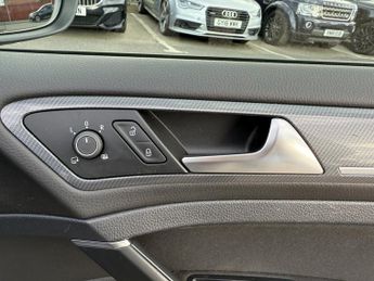 Volkswagen Golf 2.0 TDI R-Line Hatchback 5dr Diesel DSG Euro 6 (s/s) (150 ps)
