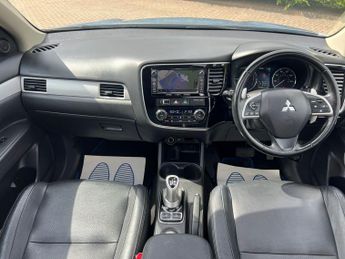Mitsubishi Outlander PHEV GX 4HS 5-Door