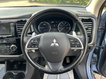 Mitsubishi Outlander PHEV GX 4HS 5-Door