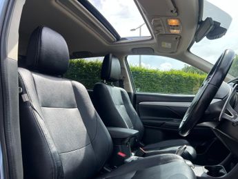 Mitsubishi Outlander PHEV GX 4HS 5-Door
