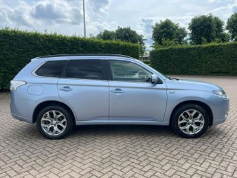 Mitsubishi Outlander PHEV GX 4HS 5-Door