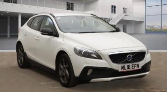 Volvo V40 D2 CROSS COUNTRY LUX NAV 5-Door ULEZ COMPLIANT 