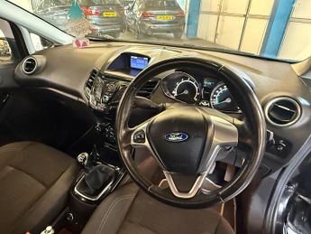 Ford Fiesta 1.0T EcoBoost Zetec Hatchback 5dr Petrol Manual Euro 6 (s/s) (10