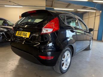 Ford Fiesta 1.0T EcoBoost Zetec Hatchback 5dr Petrol Manual Euro 6 (s/s) (10