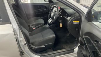 Kia Ceed 1.6 1 Hatchback 5dr Petrol Auto Euro 4 (124 bhp)