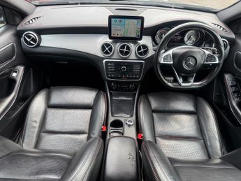 Mercedes-Benz GLA 2.1 GLA220d AMG Line (Premium) SUV 5dr Diesel 7G-DCT 4MATIC Euro