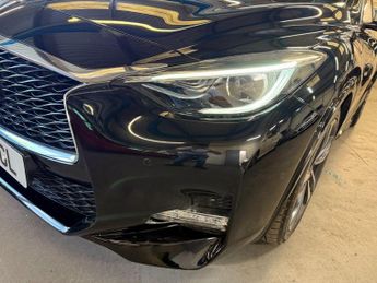 Infiniti Q30 2.0T Sport InTouch Hatchback 5dr Petrol DCT AWD Euro 6 (s/s) (21