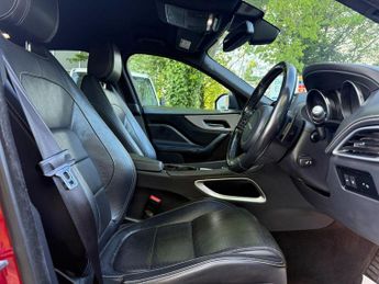 Jaguar F-Pace 2.0 D180 R-Sport SUV 5dr Diesel Auto AWD Euro 6 (s/s) (180 ps)