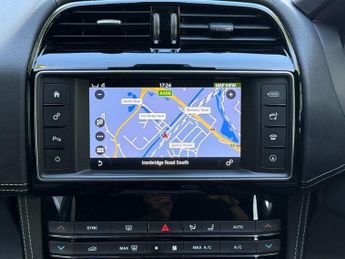 Jaguar F-Pace 2.0 D180 R-Sport SUV 5dr Diesel Auto AWD Euro 6 (s/s) (180 ps)