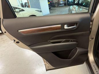 Renault Koleos 2l 5d  AUTO  177 BHP ULEZ FREE NAVIGATION BLUETOOTH
