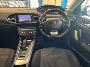 Peugeot 308 SW 1.2 PureTech GPF Active Estate 5dr Petrol EAT Euro 6 (s/s) (130 