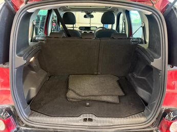Citroen C3 Picasso 1.2 PureTech Platinum MPV 5dr Petrol Manual Euro 6 (110 ps)