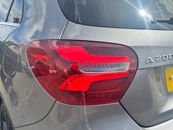 Mercedes-Benz A Class 2.1 A200d Sport (Premium) Hatchback 5dr Diesel 7G-DCT Euro 6 (s/