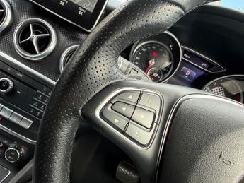 Mercedes-Benz A Class 2.1 A200d Sport (Premium) Hatchback 5dr Diesel 7G-DCT Euro 6 (s/