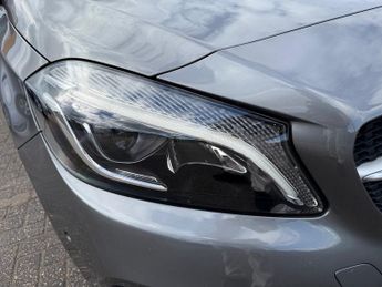 Mercedes-Benz A Class 2.1 A200d Sport (Premium) Hatchback 5dr Diesel 7G-DCT Euro 6 (s/