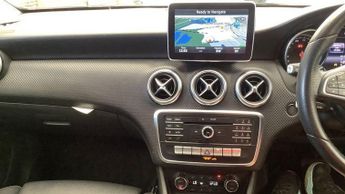 Mercedes-Benz A Class 2.1 A200d Sport (Premium) Hatchback 5dr Diesel 7G-DCT Euro 6 (s/