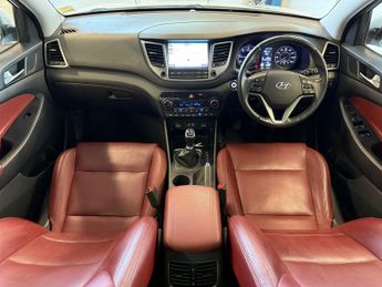 Hyundai Tucson 2.0 CRDi Premium SE SUV 5dr Diesel Manual 4WD Euro 6 (185 ps)