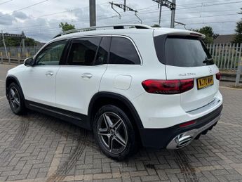Mercedes-Benz GLB 2.0 GLB220d AMG Line (Premium) SUV 5dr Diesel 8G-DCT 4MATIC Euro
