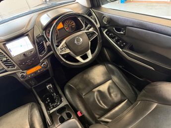 Ssangyong Korando 2.2D Ultimate SUV 5dr Diesel Auto 4WD Euro 6 (178 ps)