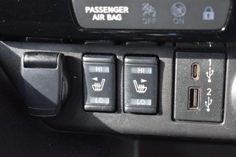 Nissan LEAF 39kWh N-Connecta Auto 5dr